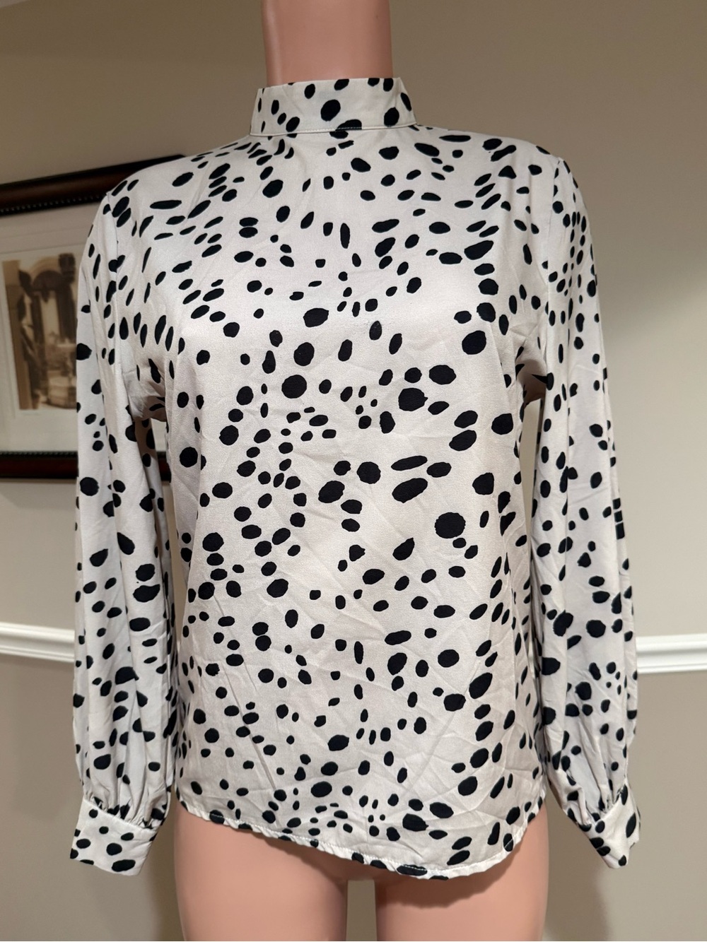 Women’s Black & White Mock Neck Printed Blouse